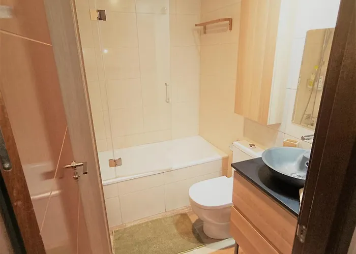 Bec, Hospital Cruces, Parking Gratis, Wifi, Aa, A 15 Min De Bilbao